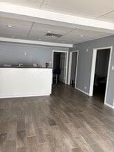 2603 E Cass St, Joliet, IL à louer Photo intérieure– Image 1 sur 3