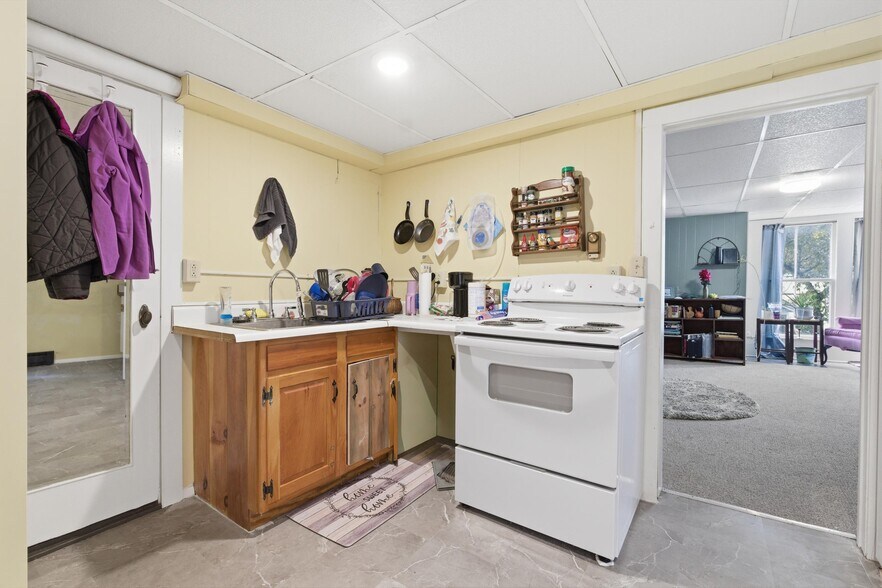 198 N Main St, Salem, NY à vendre - Photo de l’immeuble – Image 2 sur 79