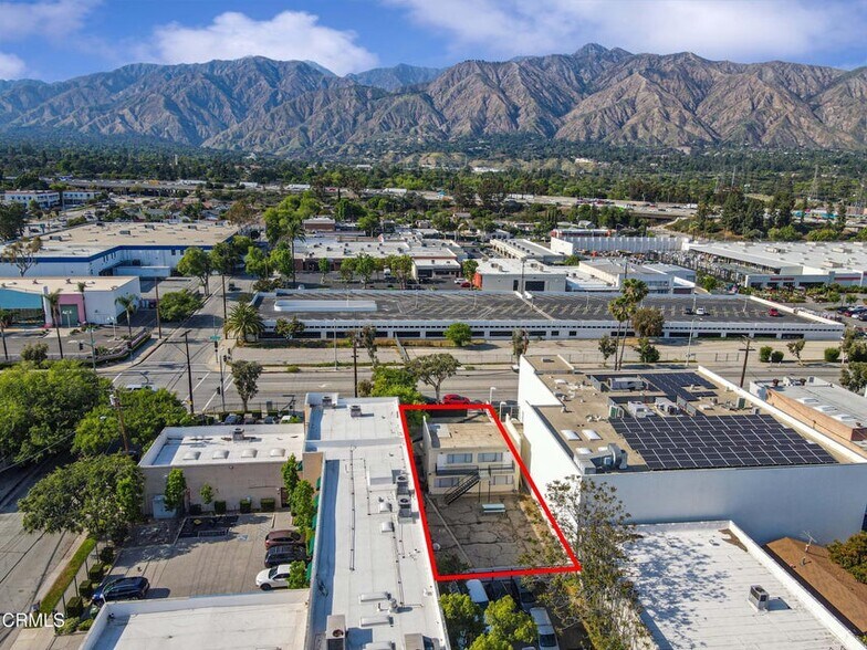 2800 E Walnut St, Pasadena, CA à vendre - Aérien – Image 1 sur 17