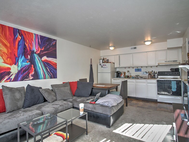 3460 Madison Ave, Boulder, CO à vendre - Photo intérieure – Image 2 sur 9