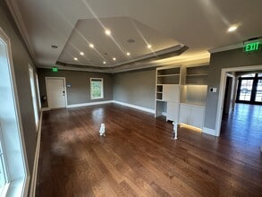 136 Milestone Way, Greenville, SC à louer Photo intérieure– Image 1 sur 9