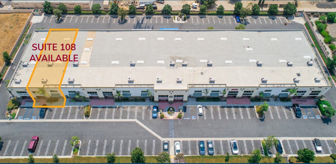 14189 Foothill Blvd, Fontana, CA à louer Photo de l’immeuble– Image 1 sur 5