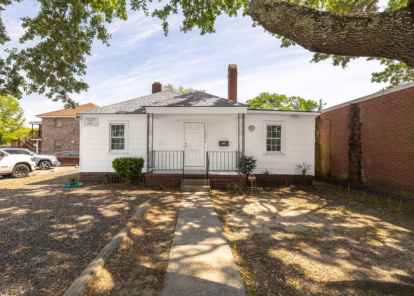 3956 Rivers Ave, Charleston, SC à vendre - Photo de l’immeuble – Image 2 sur 27