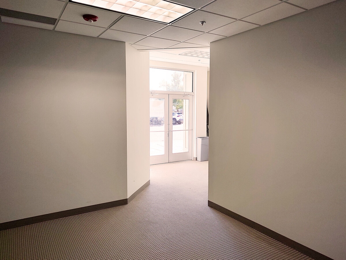 204-210 Maple St, Fort Collins, CO 80521 - Lot 102 -  - Photo intérieure - Image 1 of 10