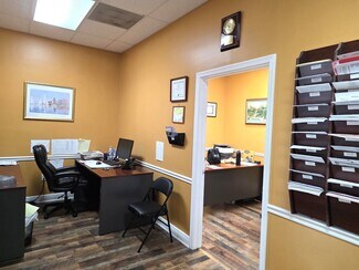 Plus de détails pour 601 N Congress Ave, Delray Beach, FL - Bureau à louer