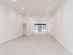 5520 Myrtle Ave, Ridgewood, NY à louer Photo intérieure– Image 1 sur 2