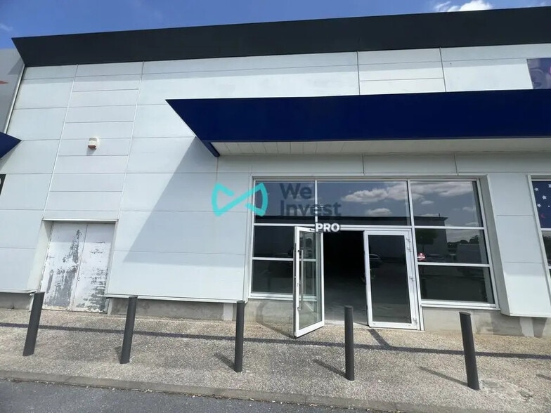 Local commercial dans Reims à louer - Photo de l’immeuble – Image 1 sur 5