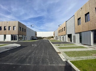 Plus de détails pour Local d'activités à louer