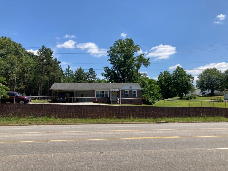 7049 Highway 101, Woodruff, SC à vendre - Photo de l’immeuble – Image 3 sur 9