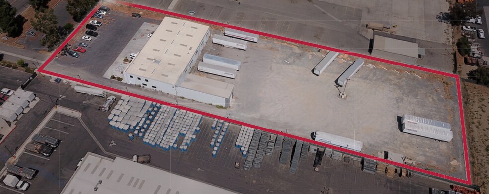 11001 Beech Ave, Fontana, CA à louer - Photo principale – Image 1 sur 3