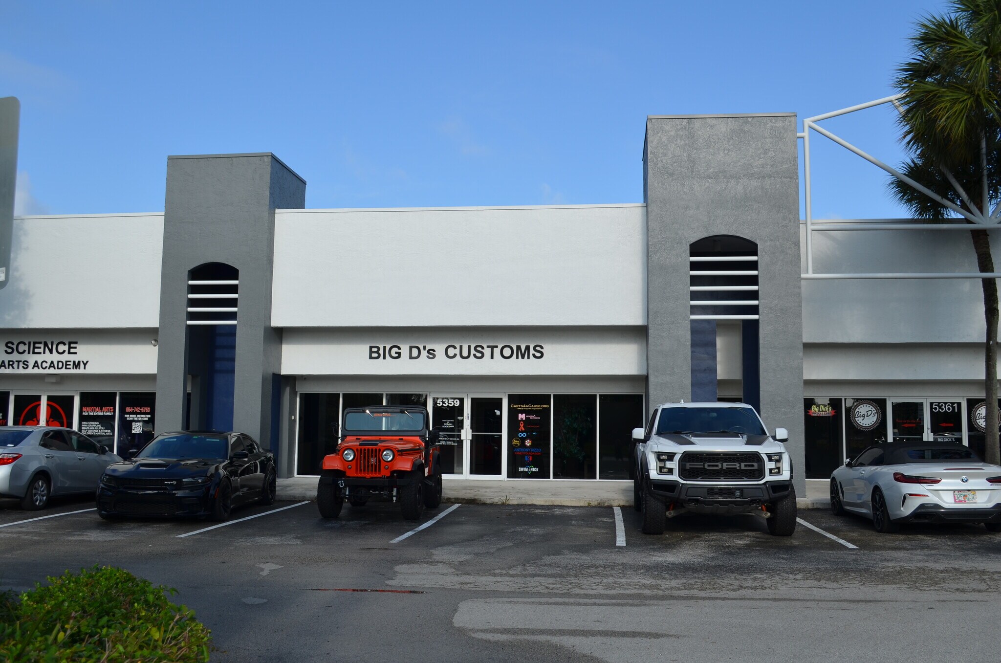 5359 N Nob Hill Rd, Sunrise, FL à vendre Photo principale– Image 1 sur 22