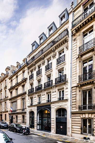 Bureau dans Paris à louer - Photo de l’immeuble – Image 2 sur 2