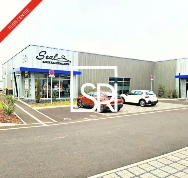 Local commercial dans Thiers à louer - Photo de l’immeuble – Image 2 sur 26