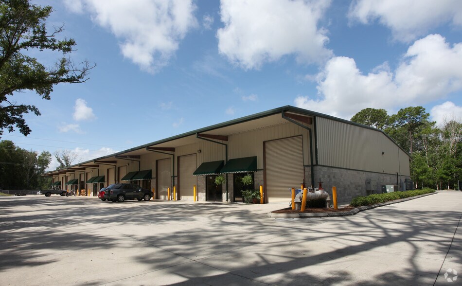 4640 Subchaser Ct, Jacksonville, FL à vendre - Photo de l’immeuble – Image 2 sur 10