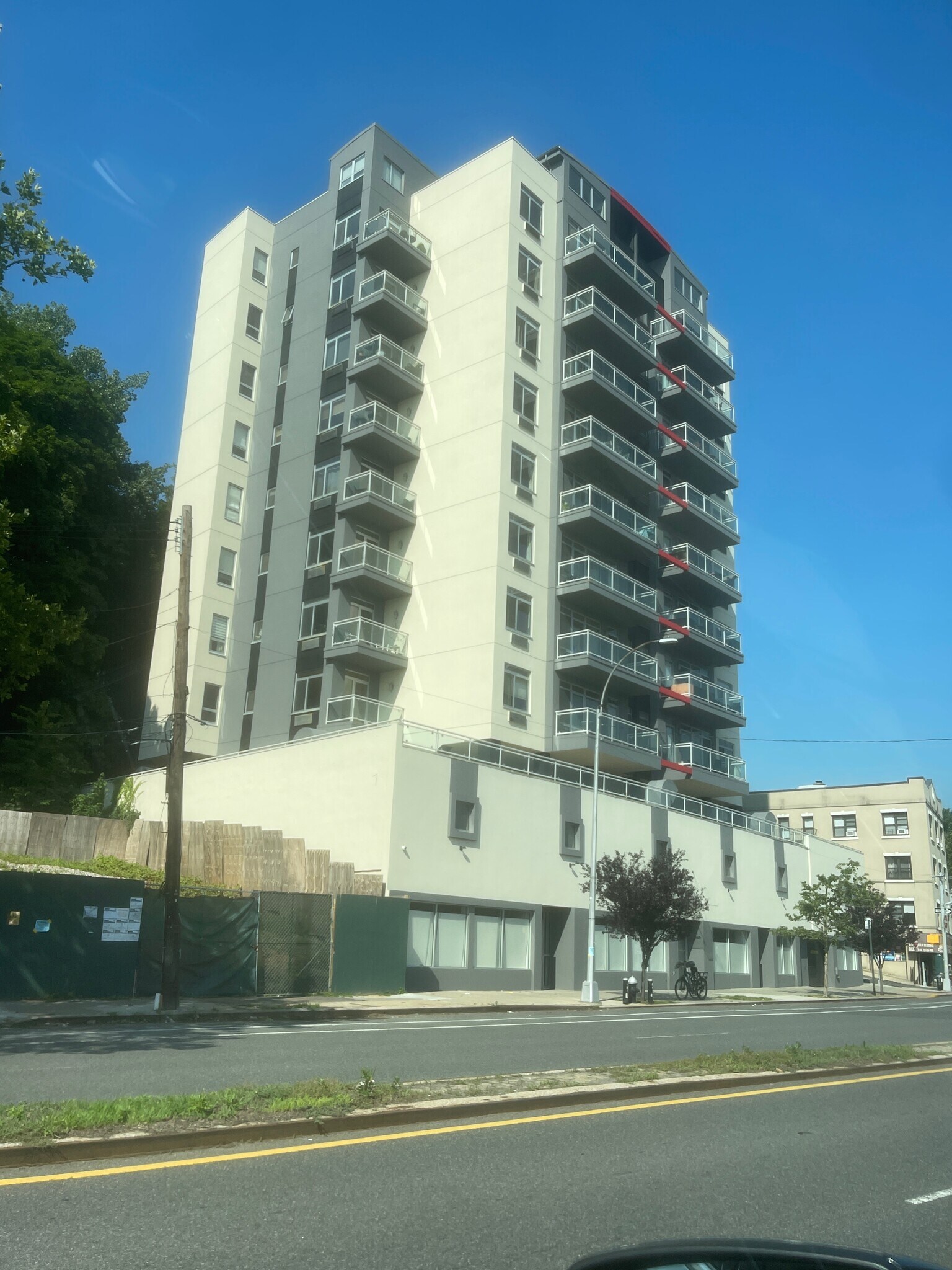 224 Richmond Ter, Staten Island, NY à vendre Photo de l’immeuble– Image 1 sur 5