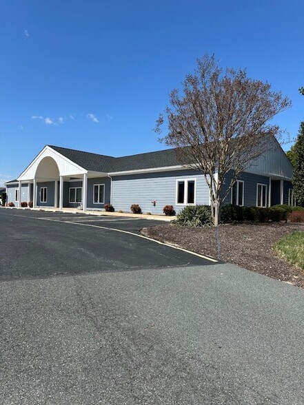 724 S New St, Dover, DE à louer - Photo de l’immeuble – Image 2 sur 2