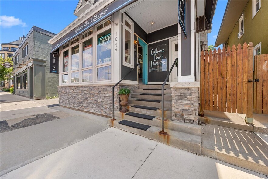 1517 W Lake St, Minneapolis, MN à vendre - Photo de l’immeuble – Image 2 sur 22