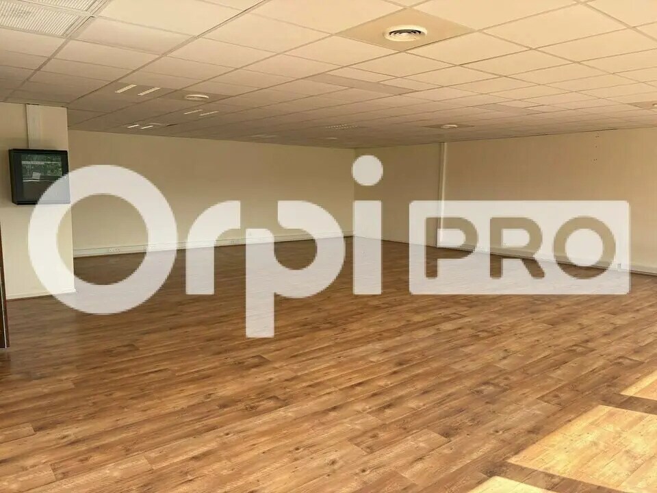 Bureau dans Le Haillan à vendre Photo intérieure– Image 1 sur 9