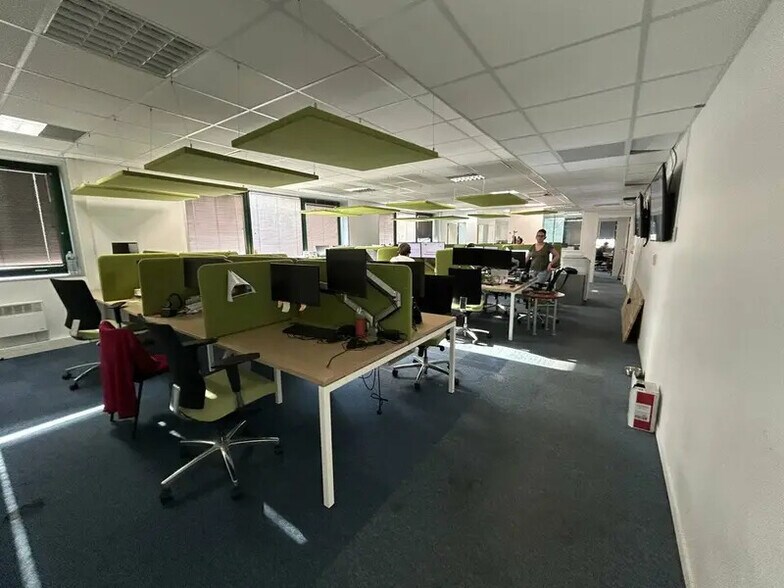 Bureau dans Bordeaux à louer - Photo intérieure – Image 2 sur 7