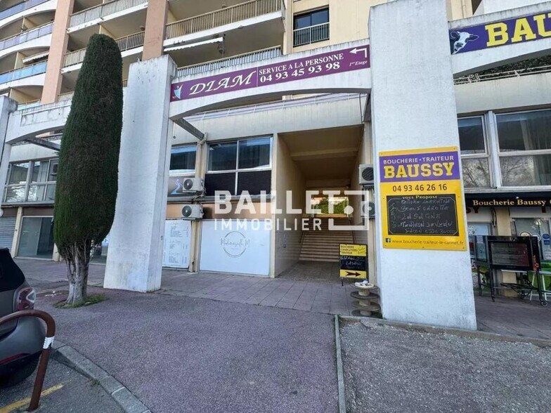 Bureau dans Le Cannet à louer - Photo de l’immeuble – Image 2 sur 16