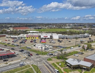 Plus de détails pour 2000-2032 N Loy Lake Rd, Sherman, TX - Local commercial à louer