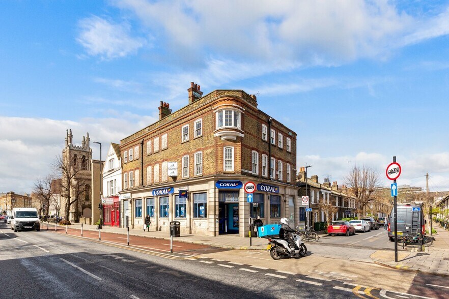 181-185 Trafalgar Rd, Londres à vendre - Photo de l’immeuble – Image 2 sur 15