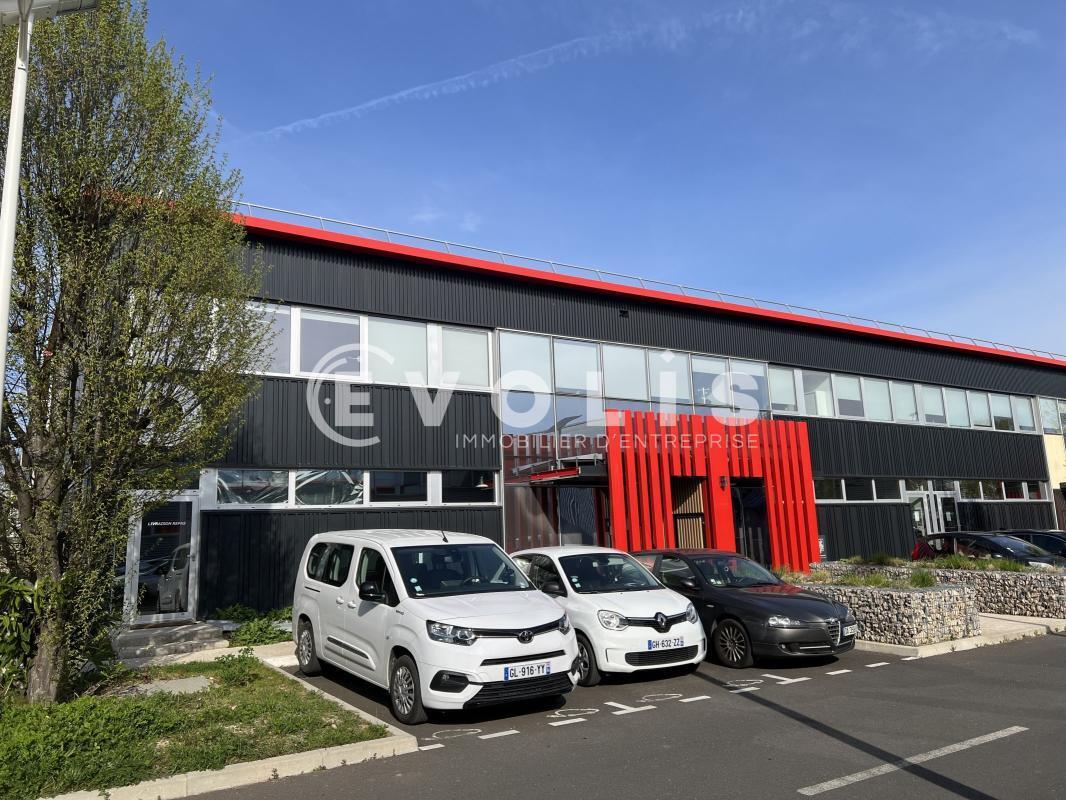 Bureau dans Bonneuil-sur-Marne à louer Photo de l’immeuble– Image 1 sur 15