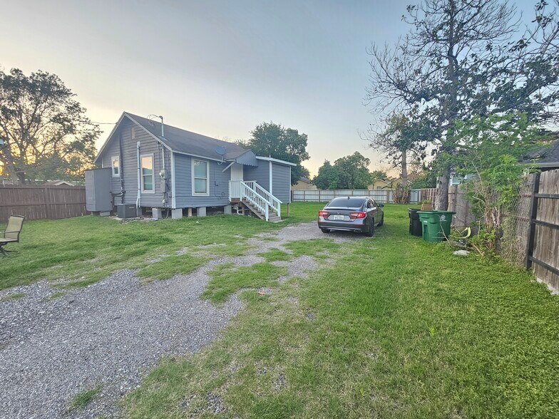 1013 Bennington St, Houston, TX à vendre - Photo de l’immeuble – Image 2 sur 13