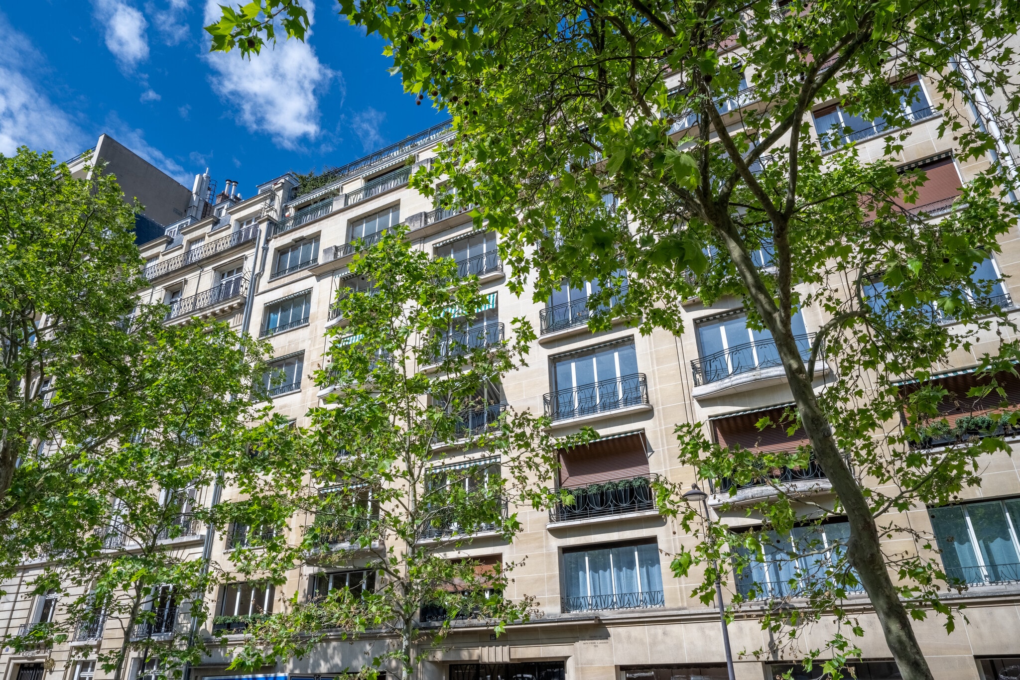 15 Boulevard Flandrin, Paris à louer Photo de l’immeuble– Image 1 sur 4