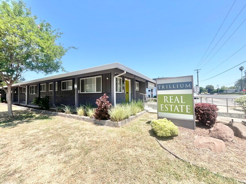 4901 Marconi Ave, Carmichael, CA à vendre - Photo de l’immeuble – Image 1 sur 8