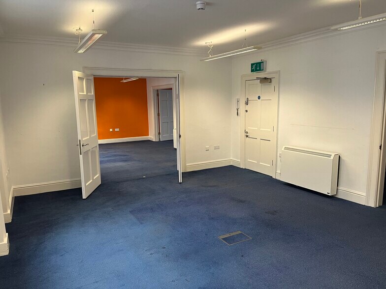 17-21 Charles St, Bath à vendre - Photo de l’immeuble – Image 3 sur 3