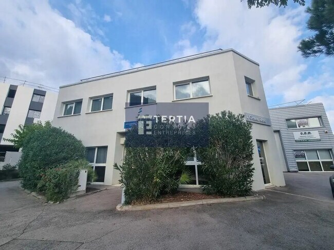 Plus de détails pour Bureau à louer