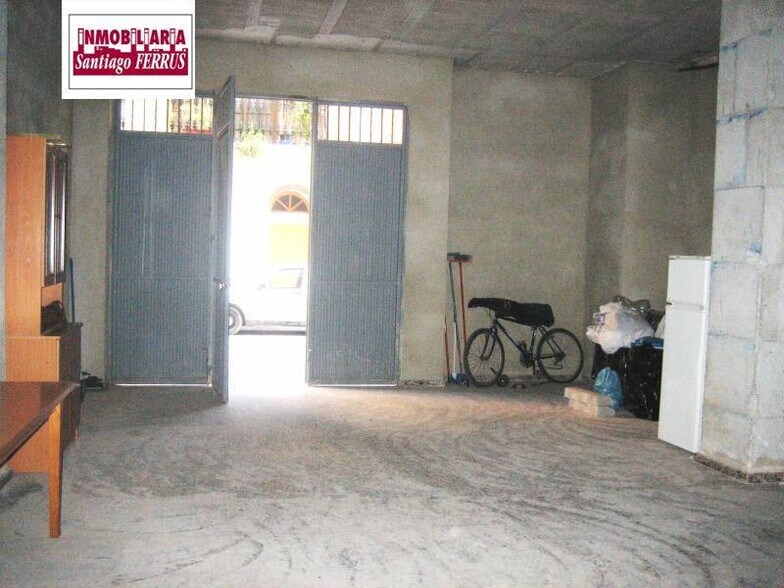 Local commercial dans Almussafes à vendre - Photo de l’immeuble – Image 2 sur 3