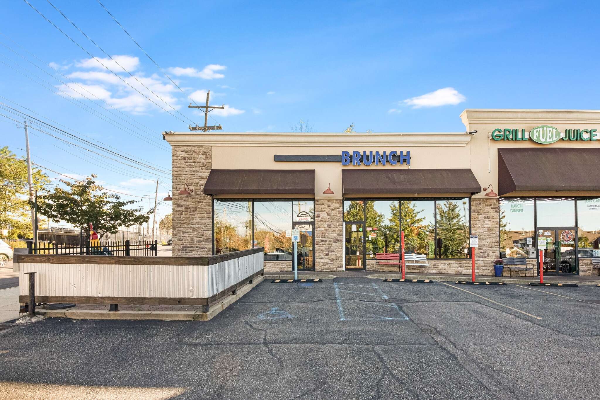 4553 Arthur Kill Rd, Staten Island, NY à louer Photo de l’immeuble– Image 1 sur 14