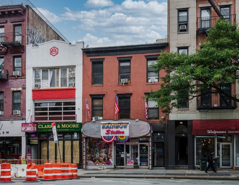 203 8th Ave, New York, NY à vendre - Photo principale – Image 1 sur 2