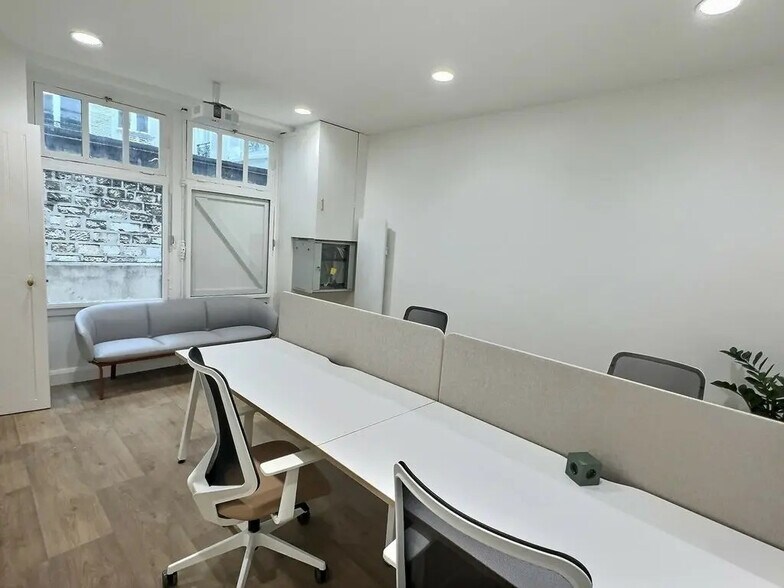 Bureau dans Paris à louer - Photo de l’immeuble – Image 1 sur 8