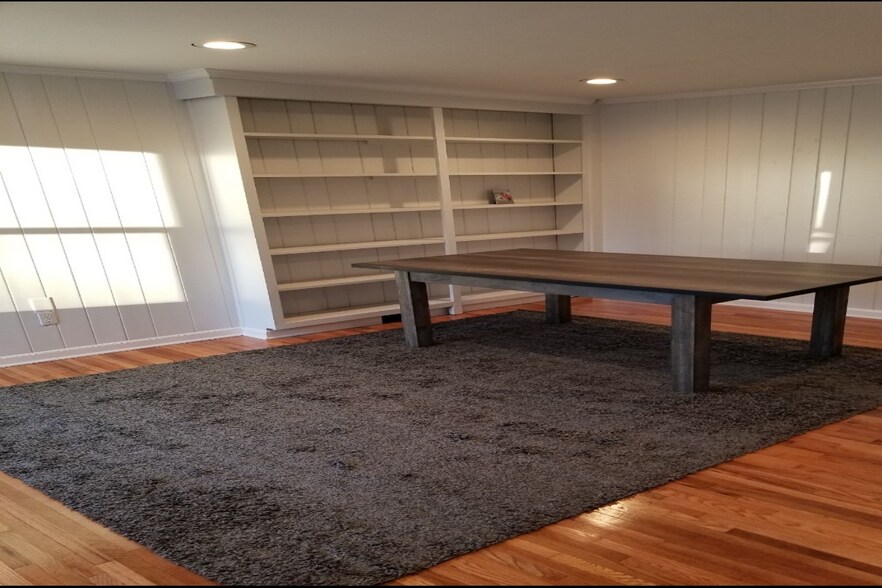 203 S C St, Easley, SC à louer - Photo de l’immeuble – Image 2 sur 8