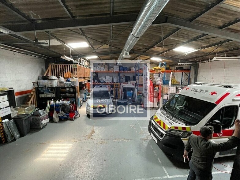 Industriel/Logistique dans Rennes à louer - Photo de l’immeuble – Image 2 sur 12