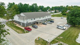 Plus de détails pour 625 W Washington St, Pittsfield, IL - Hôtellerie à vendre