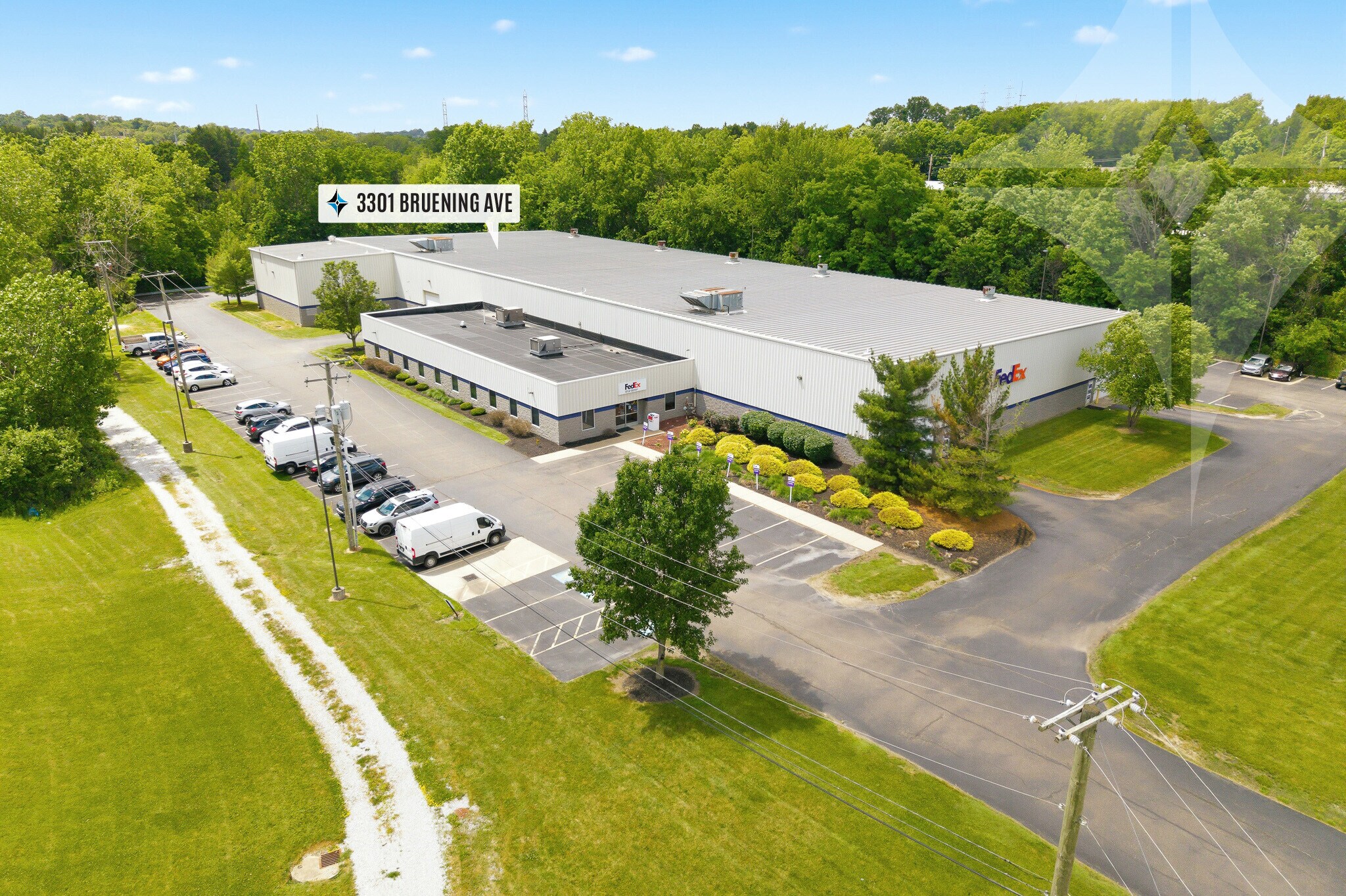 3301 Bruening Ave SW, Canton, OH à louer Photo de l’immeuble– Image 1 sur 32
