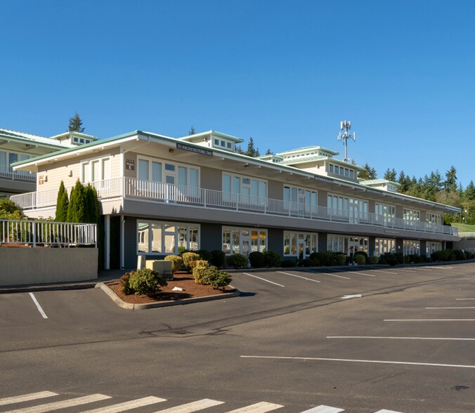 2605 Jahn Ave NW, Gig Harbor, WA à louer - Photo de l’immeuble – Image 2 sur 8