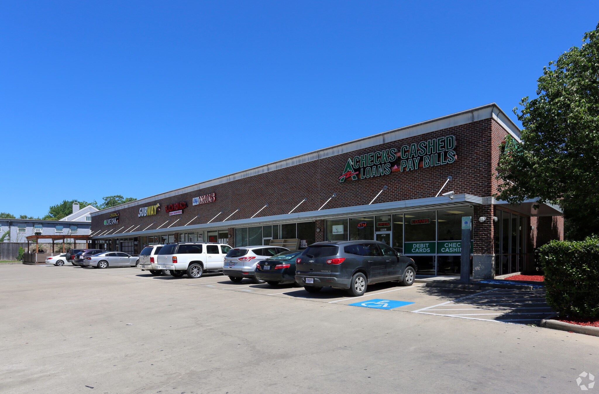 2533 Southmore Blvd, Houston, TX à louer Photo de l’immeuble– Image 1 sur 4