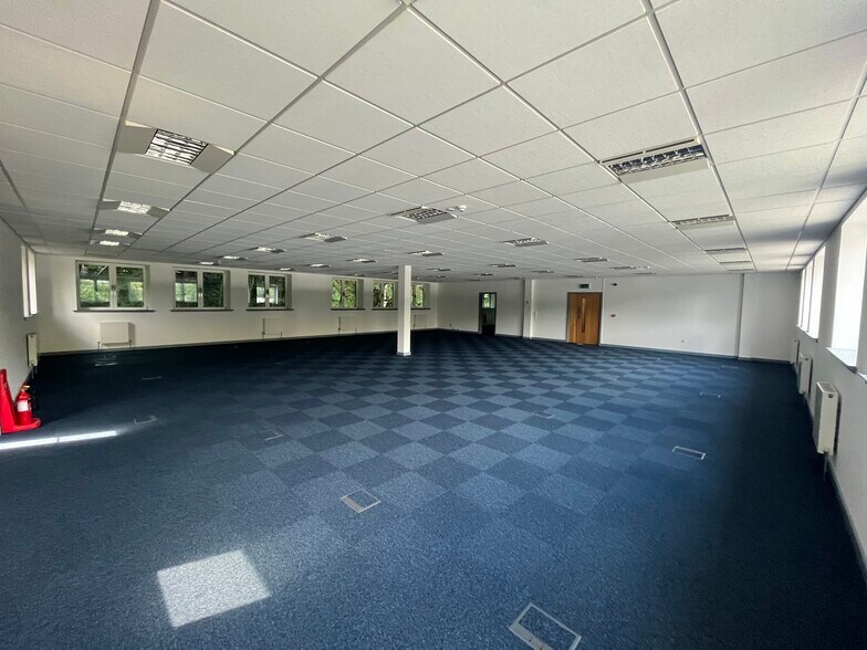 12A Queen St, Galashiels à louer - Photo de l’immeuble – Image 3 sur 4