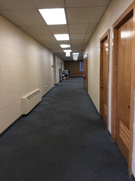 1825 Kuntz Rd, Dayton, OH à vendre - Photo de l’immeuble – Image 3 sur 5