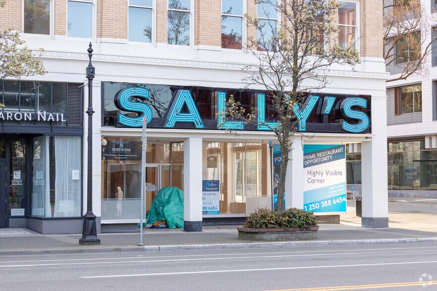 1601-1609 Douglas St, Victoria, BC à louer - Photo de l’immeuble – Image 3 sur 5