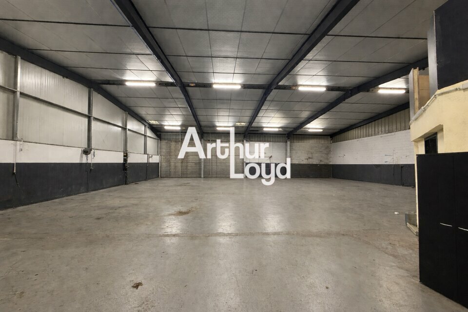 414 Boulevard Du Commerce, Puget-sur-Argens à vendre Photo de l’immeuble– Image 1 sur 4