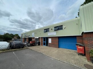 Plus de détails pour Woodlands Park Ave, Maidenhead - Industriel/Logistique à vendre