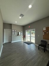3755 Maine Ave, Lakeland, FL à louer Photo intérieure– Image 2 sur 5