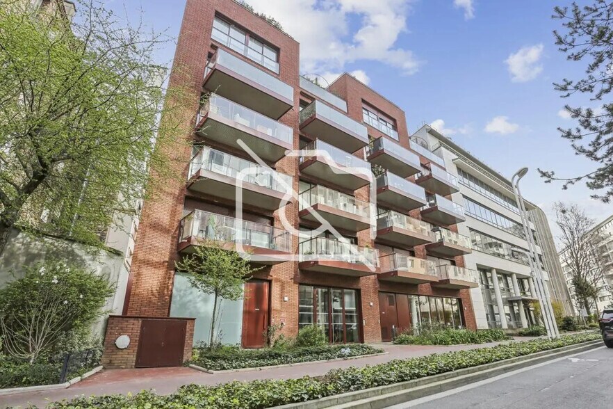 Bureau dans Montrouge à louer - Photo de l’immeuble – Image 1 sur 27