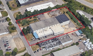 24704 Hathaway St, Farmington Hills, MI à louer Photo intérieure– Image 1 sur 1